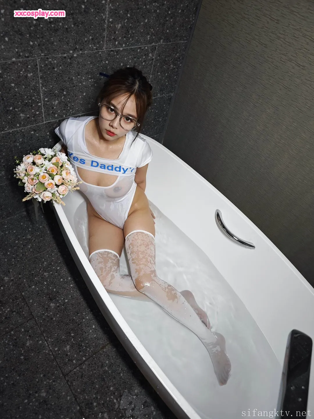 Ceason 浴缸誘惑攝影集